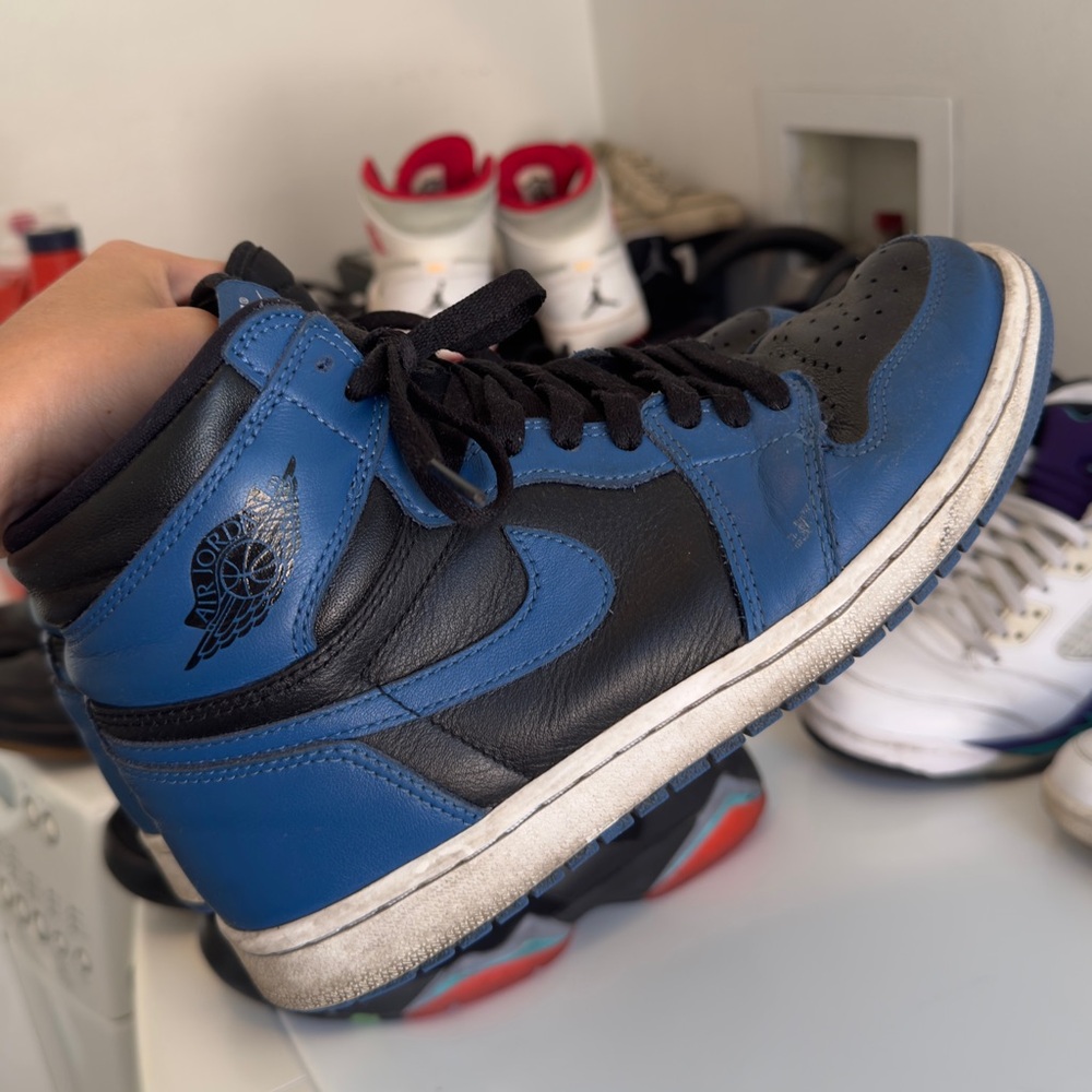 Jordan 1s retro OG Marina